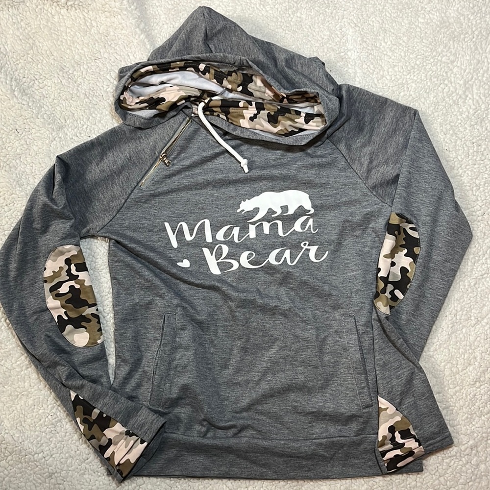 Mama Bear hoodie. Gray and green Camo size small